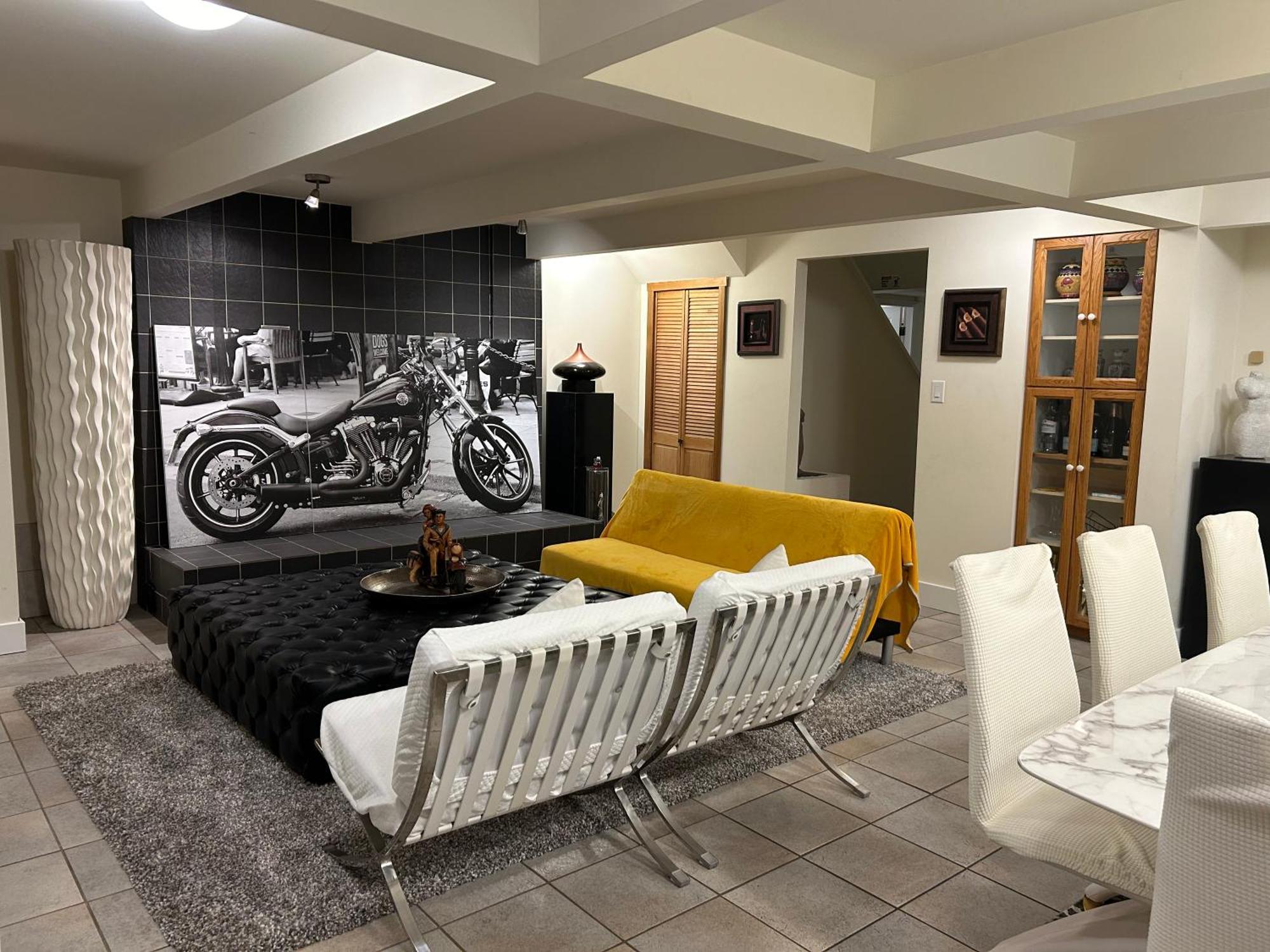 Cypress: Private Bedroom/Bathroom/Office, With Shared Pool, Hot Tub North Vancouver Eksteriør billede